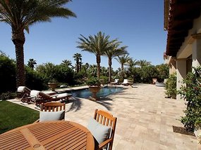 stallone_desert_home_b.jpg