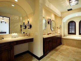 stallone_desert_home_w.jpg