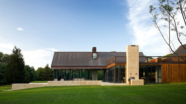 1251989470-exterior-2.jpg