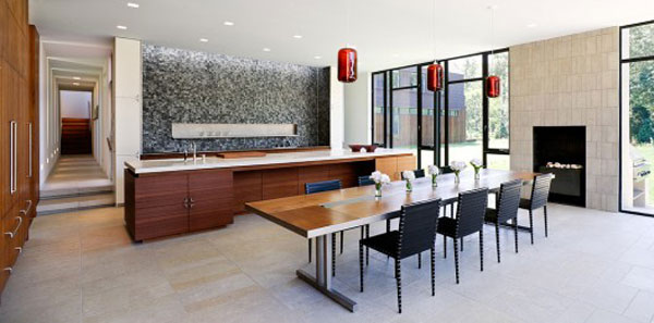 1251989495-kitchen-528x261.jpg