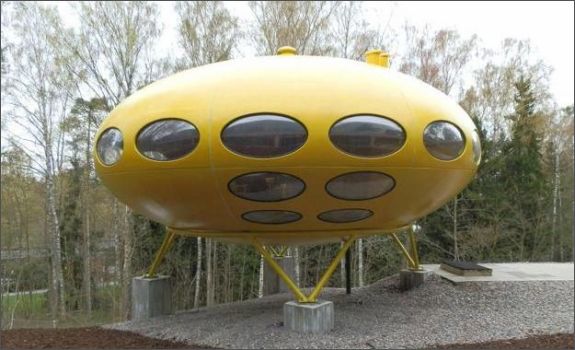 ufo_futuro_house_finnland2.jpg