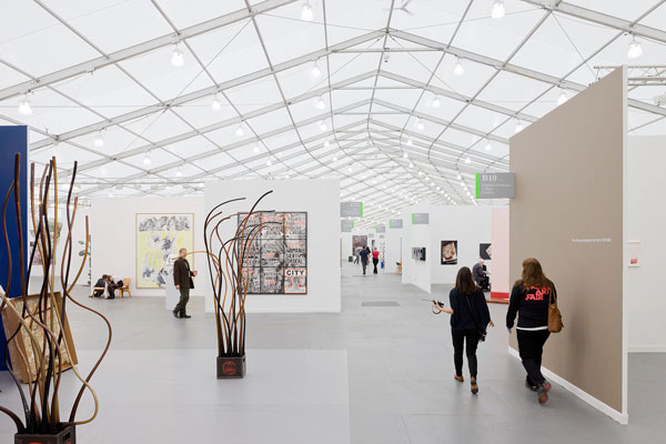 Frieze_4323.jpg