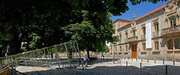 ramp0108_roberto-ercilla_plusmood_jpg_1341561644.jpg