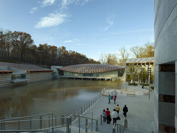 Safdie_98766.jpg
