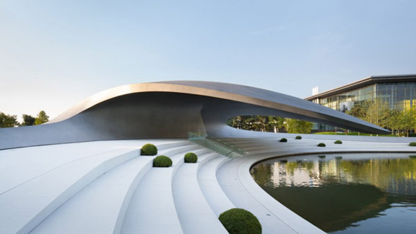 Porsche_Pavilion_05.jpg