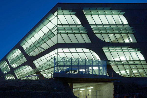 Surrey_City_03.jpg
