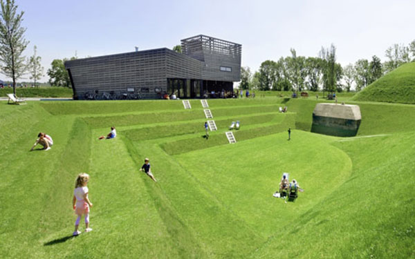 500de84928ba0d609d000038_fort-werk-aan-t-spoel-rietveld-landscape_rob6999kopierl.jpg