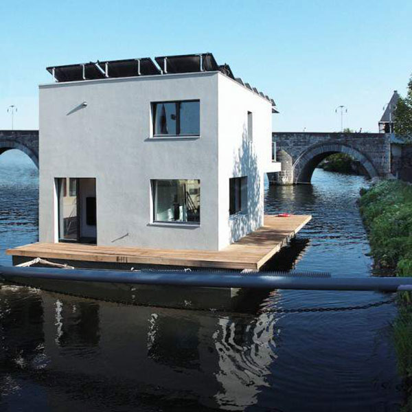 Autarkhome-Maastricht-Floating-Passivhaus-deck-568x568.jpg