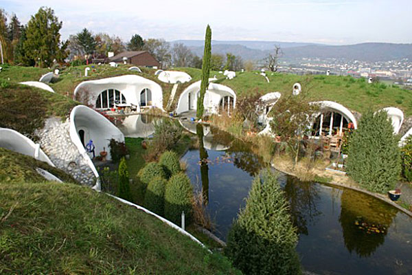 Earth-House-Estate-Lättenstrasse-588x392.jpg