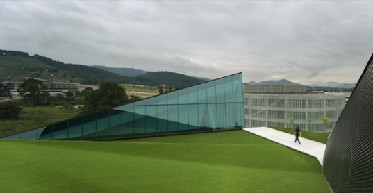 techcenter-lead02.jpg